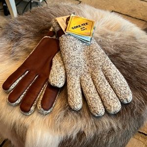Gates waterproof gloves with deer skin details (Gore-Tex)